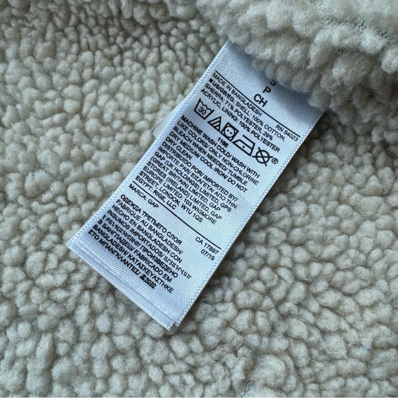 GAP Blue Denim Jacket with White Sherpa Collar and Lining S - Picture 7 of 10